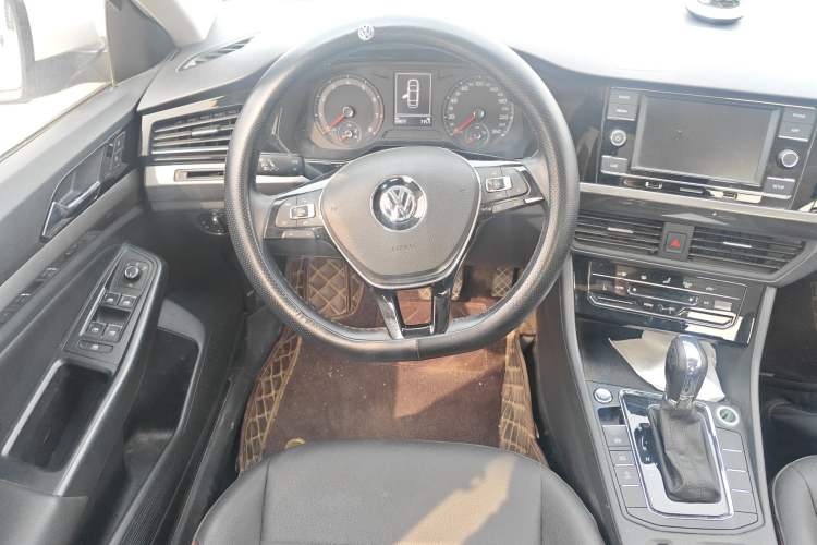 Used Volkswagen Bora 2020 1.5L Automatic Elite Version Steering Wheel
