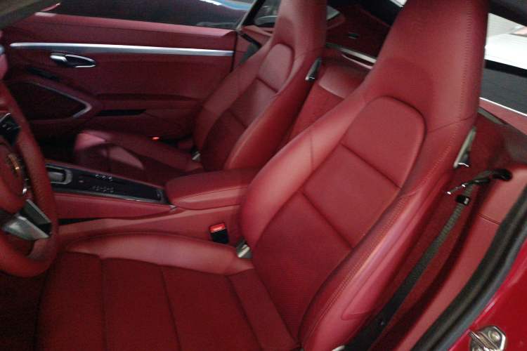 Used Porsche 718 2018 Cayman 2.0T