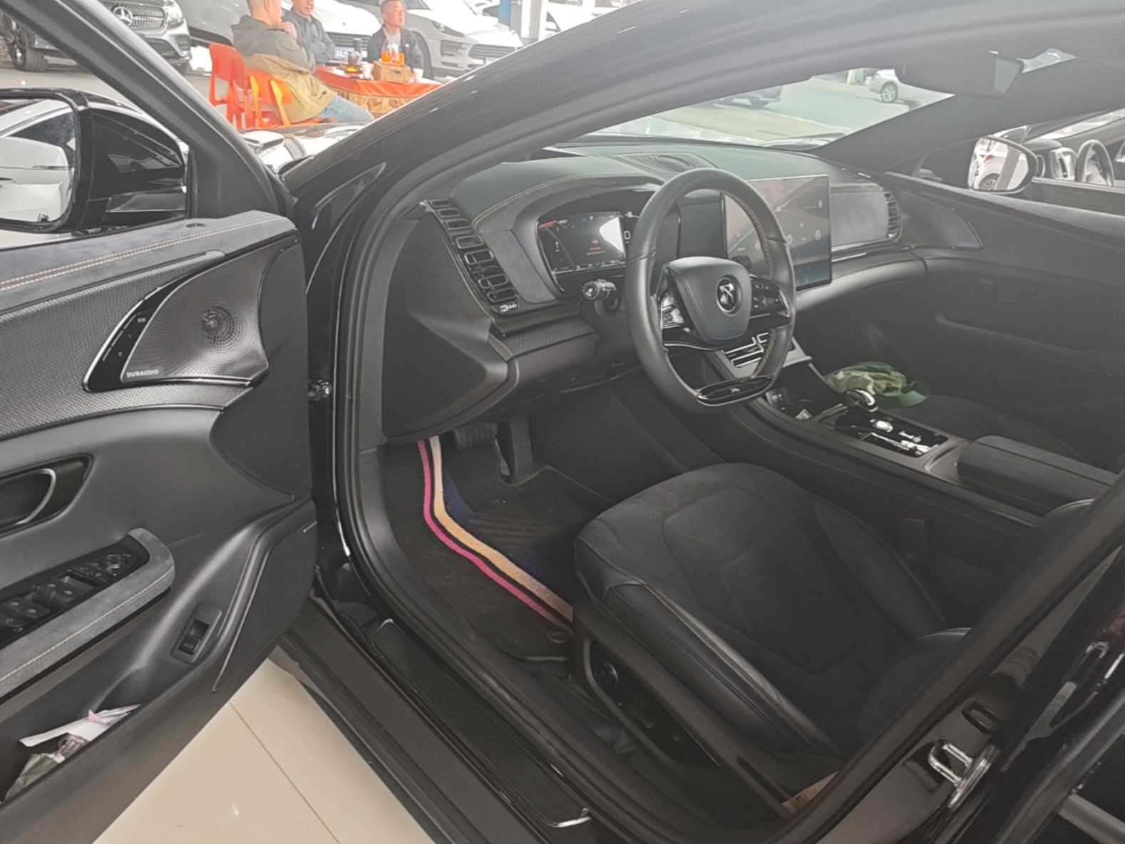 BYD Han 2023 DM-p War God Edition — снимка 18