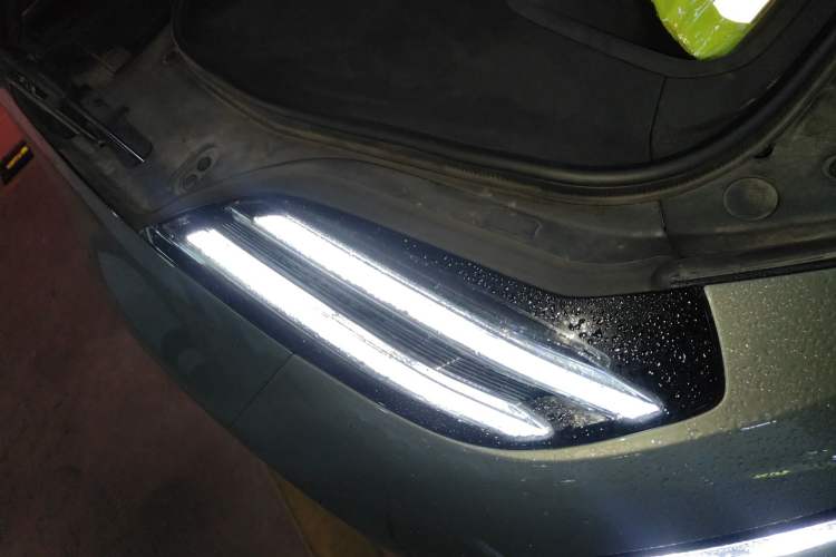 Used Zeekr 001 2024 WE Edition 95 kWh All-Wheel Drive Right Front Headlight