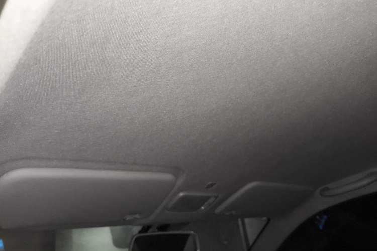 Used Chery QQ Ice Cream 2022 120km Conical Shape Lithium Iron Phosphate
