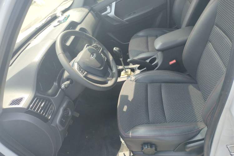 Used Chery Tiggo 3 2016 1.6L Manual ZhiShang Edition
