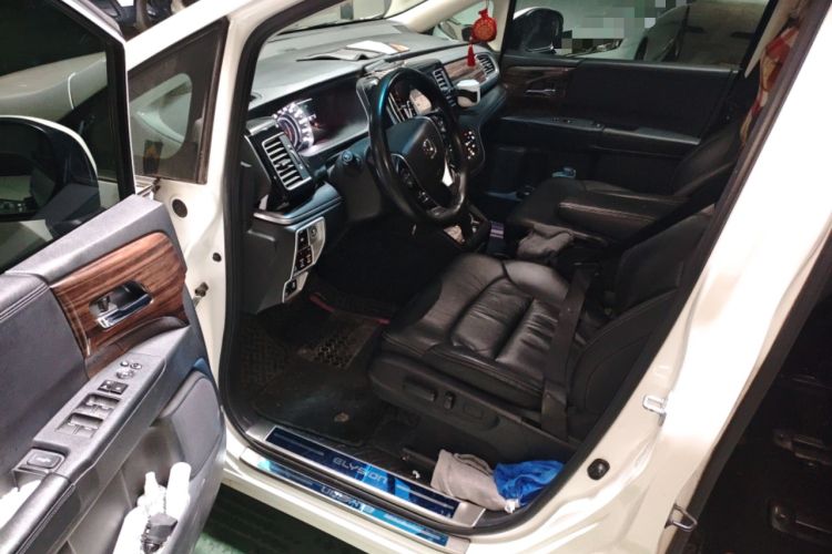 Used Honda Elysion 2016 2.4L Supreme Edition
