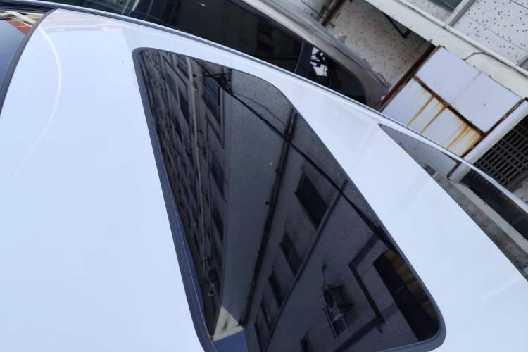 Used Honda Elysion 2019 2.0L Hybrid Supreme Edition
