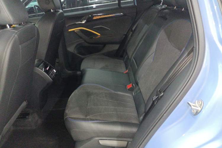 Used Volkswagen Tiguan L 2024 PRO 380TSI Four-Wheel Drive R-Line Prestige Edition
