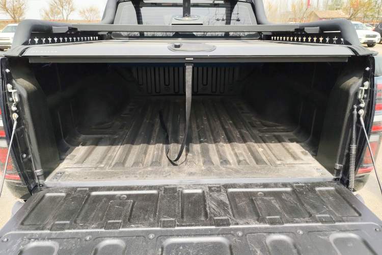 Used Great Wall Poer 2019 2.0T Automatic Gasoline 4x4 Sport Edition GW4C20B Trunk