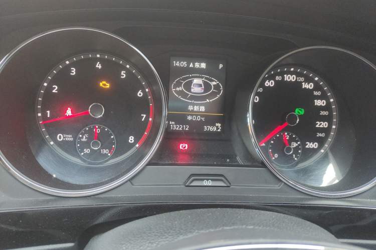 Used Volkswagen Tiguan L 2018 330TSI Automatic Two-Wheel Drive Comfort Edition Odometer Close Up