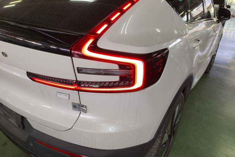 Used Volvo C40 2024 Long-Range PRO Version