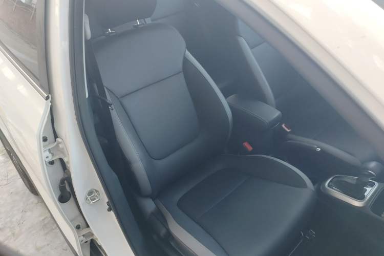 Used Kia kx1 Stonic 2021 1.4L CVT Fun Edition