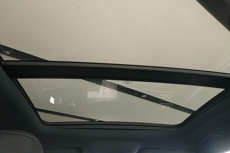 Used BYD Qin L 2025 DM-i Smart Drive 120KM Leading Model Headliner