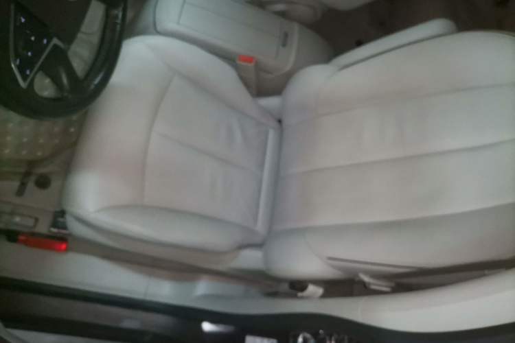 Used Buick GL8 2021 Land Cruiser Executive Class 652T Luxury Model