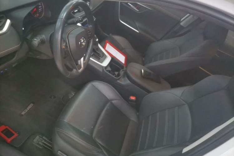 Used Toyota Wildlander 2022 2.0L CVT Two-Wheel Drive Luxury PLUS Edition