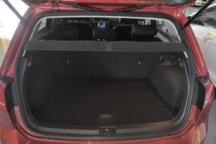 Used Volkswagen Golf 2015 1.6L Automatic Comfort Model
