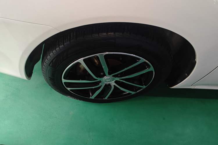 Used Bestune B50 2013 1.6L manual luxury version
