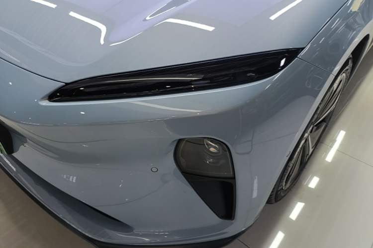 Used Nio ET5T 2024 75kWh Touring Left Front Headlight