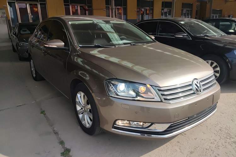 Used Volkswagen Magotan 2015 1.8TSI Luxury Model Exterior 1