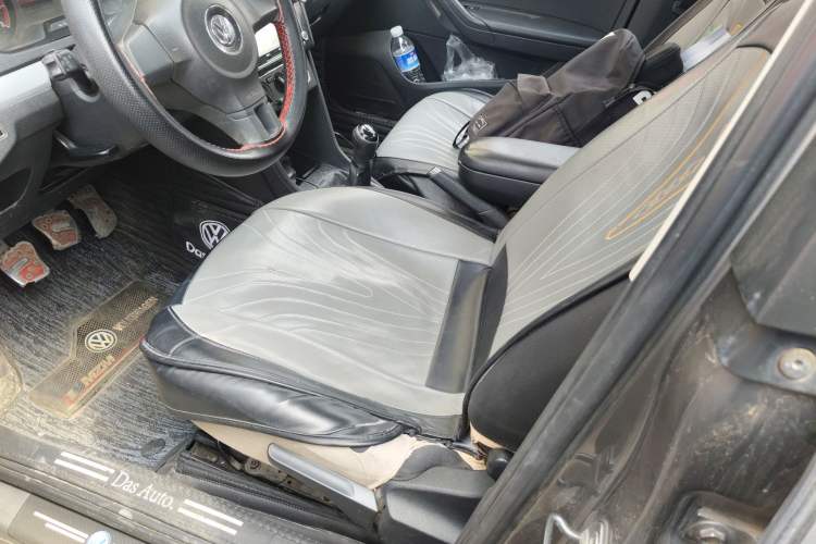 Used Volkswagen Jetta 2013 1.6L Manual Comfort Model