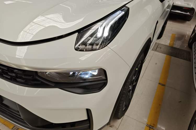 Used Lynk & Co 01 2021 2.0TD Two-Wheel-Drive Pro Trim