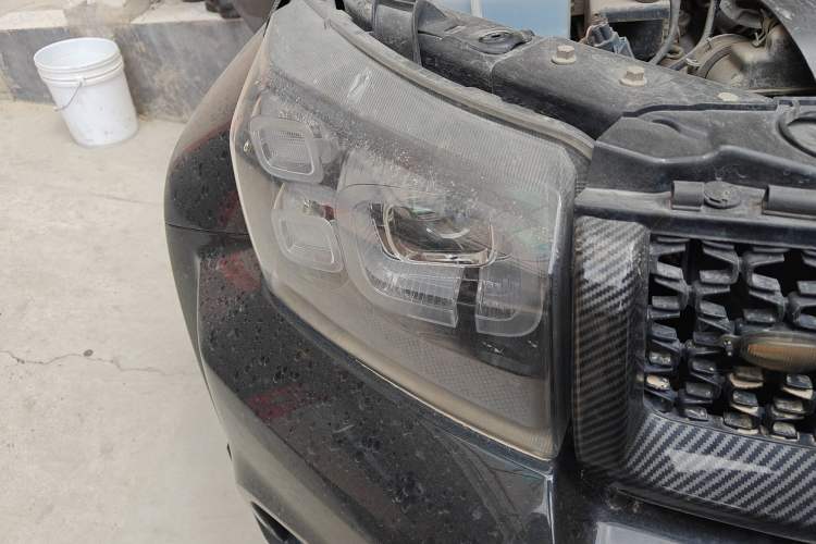 Used BAIC Off-Road BJ40 2018 PLUS 2.3T Automatic Four-Wheel Drive Flagship Version China V Emission Standard Right Front Headlight