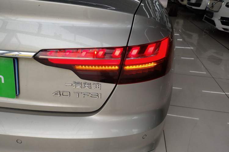 Used Audi A4L 2020 40 TFSI Fashion Dynamic Model Right Rear Taillight