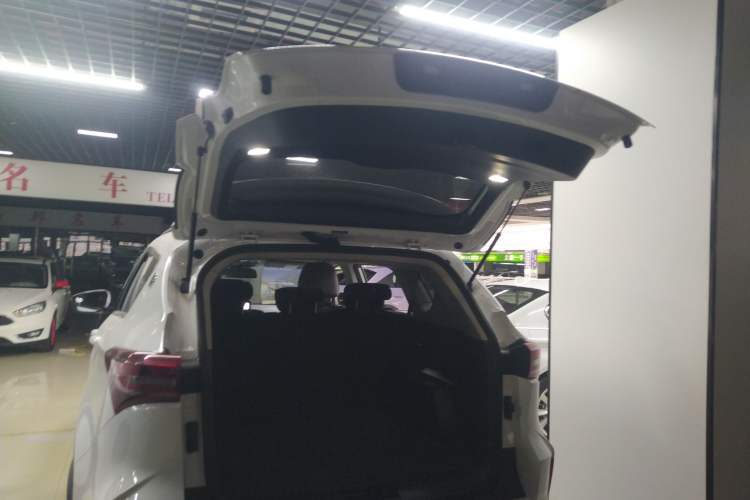 Used JETOUR X70 2023 1.5T Manual Overdrive Version 5 Seats
