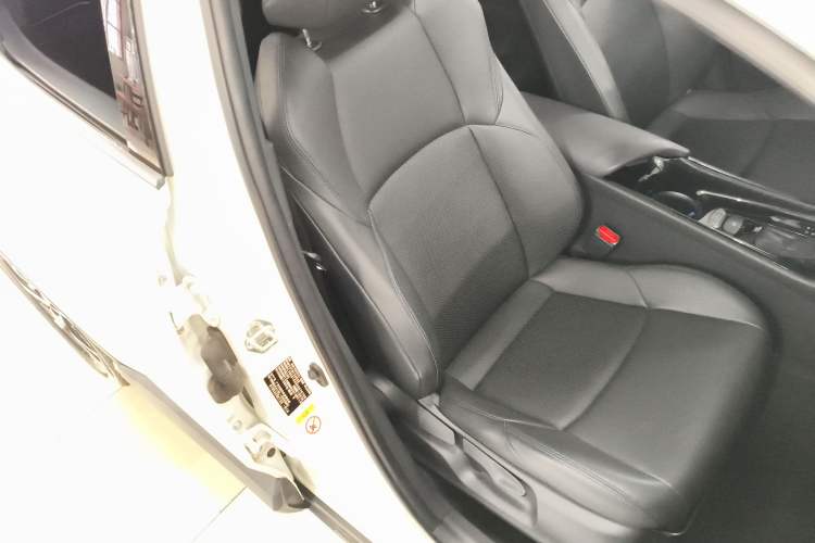 Used Toyota C-HR 2020 2.0L Leading Edition Right Front Seat