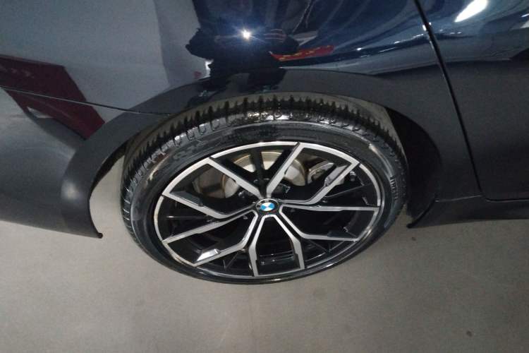 Used BMW 5 Series 2023 530Li Luxury Edition M Sport Package