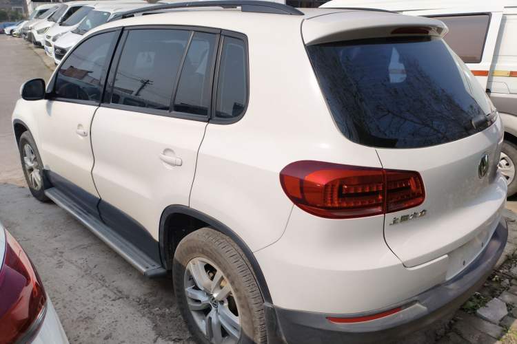 Used Volkswagen Tiguan 2013 1.8TSI Manual Two-Wheel Drive Trend Edition Exterior 2