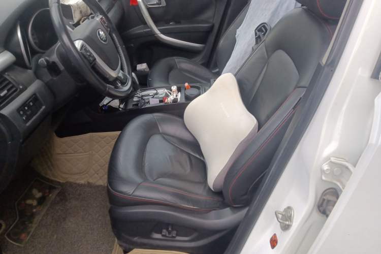 Used Bestune X80 2013 2.0L automatic luxury version