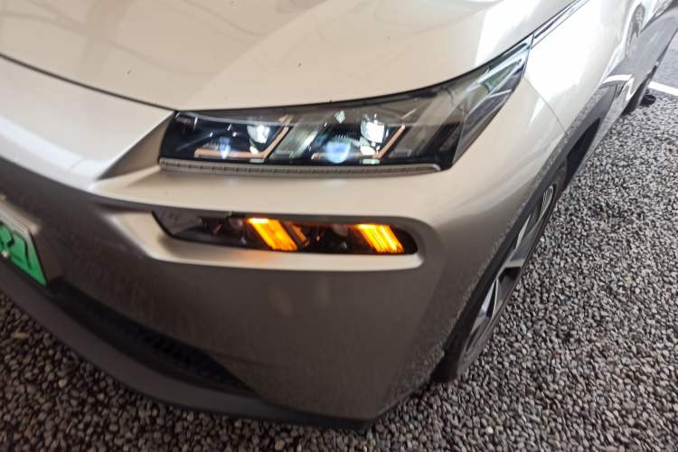 Used AION V 2024 Plus 70 Star Edition Lithium Iron Phosphate
