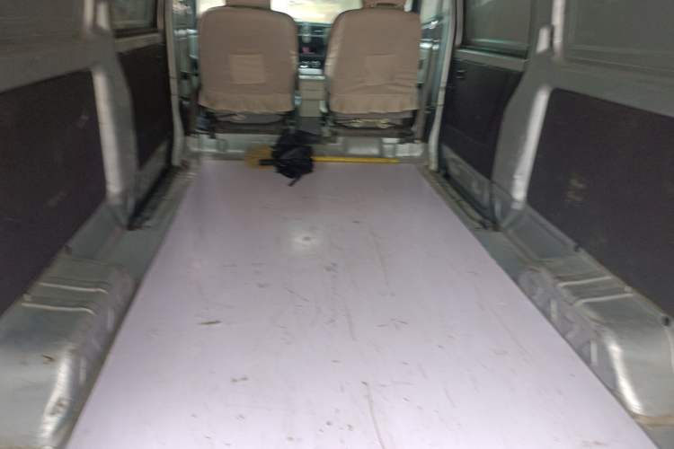 Used Jinbei New Hiace X30L 2021 1.5L Wealth Van Non-Air-Conditioned Version China VI Standard SWC15M