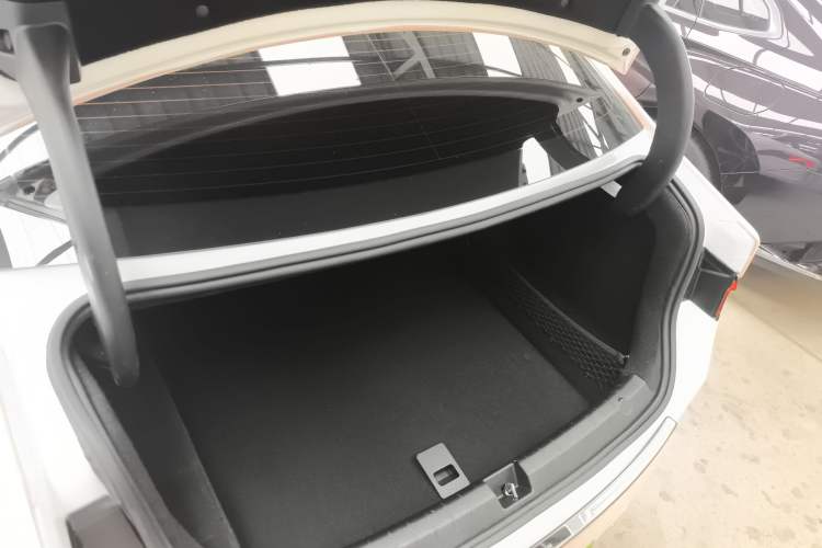 Used BYD Qin PLUS 2024 HONOR Edition DM-i 55KM Leading Model Trunk