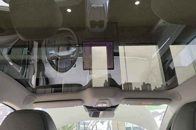 Used XPeng MONA M03 2024 620 with Ultra-Long Range Headliner