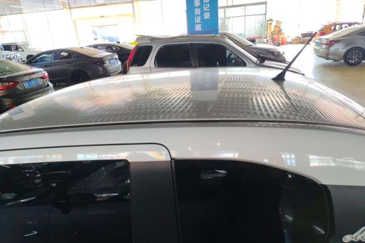 Used Wuling Hongguang MINIEV 2022 Macaron Premium Model – Lithium Iron Phosphate