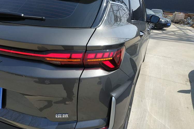 Used Geely Auto Coolray 2025 Bin Yue L 1.5TD DCT Star Diamond
