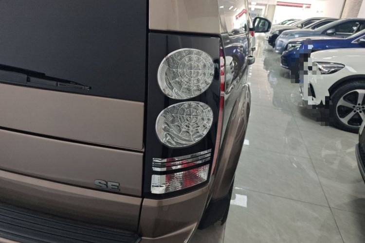 Used Land Rover Discovery 2015 3.0 SC V6 SE
