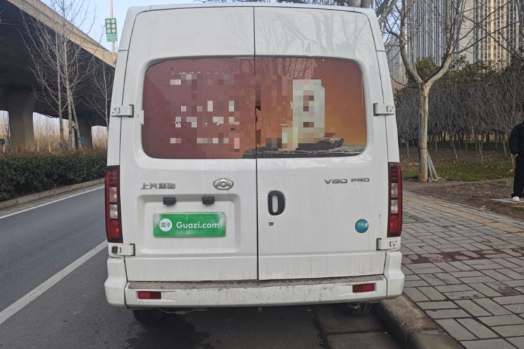 Used SAIC MAXUS Xintu V80 2023 2.0T Manual Classic Aoyuntong Long Wheelbase Mid-Height 6/7/8/9-Seater