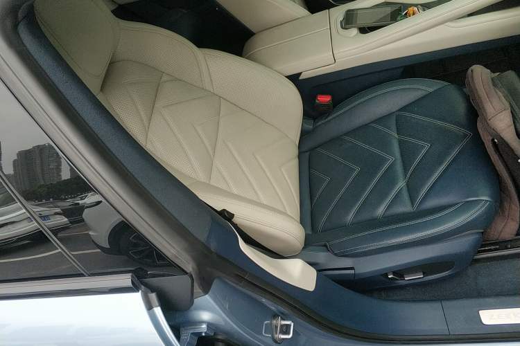 Used Zeekr 001 2023 WE Edition 100 kWh
