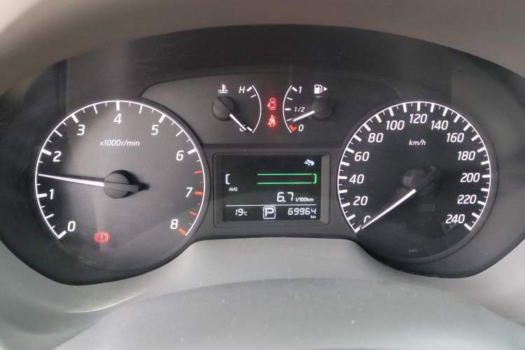 Used Nissan Sylphy 2014 1.6XV CVT Deluxe Edition Instrument Cluster