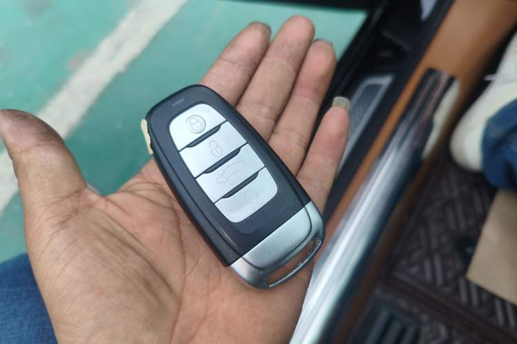 Used Hongqi H9 2020 2.0T Smart Connect Flagship Edition
