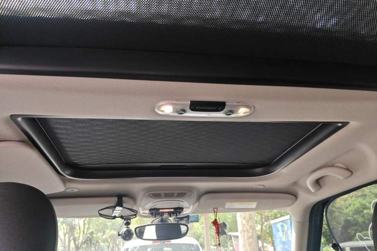 Used MINI Countryman 2017 1.5T COOPER ALL4 Traveler Headliner