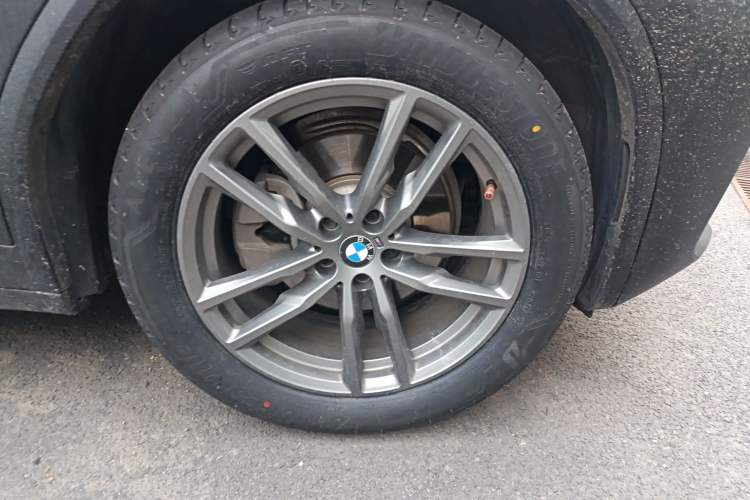 Used BMW X3 2018 xDrive25i M Sport Package China VI Right Front Wheel Hub