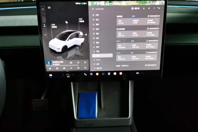 Used Tesla Model Y 2025 Rear-Wheel-Drive Version
