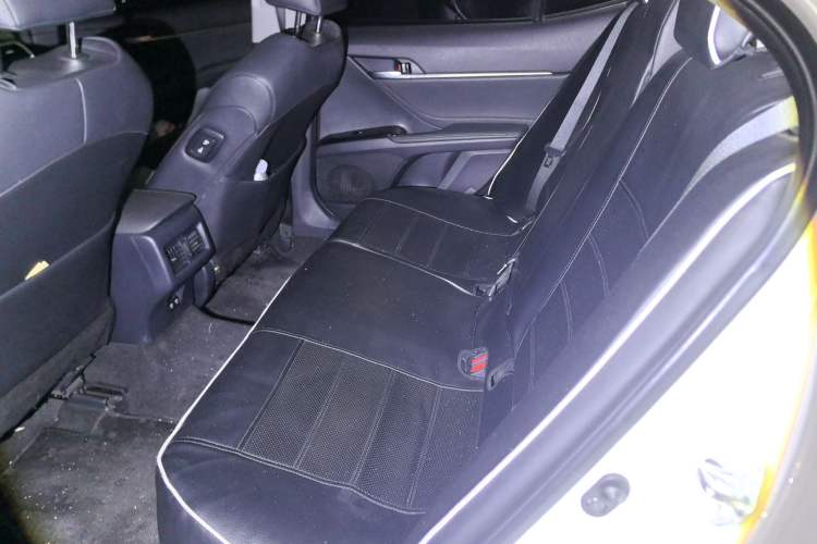 Used Toyota Camry 2018 2.5G Luxury Edition Left Rear Seat