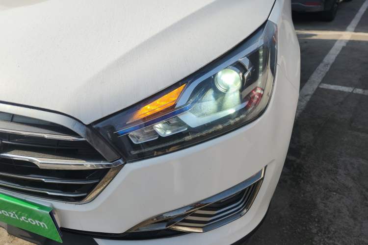 Used Zotye T300 2017 1.5T CVT Luxury Model