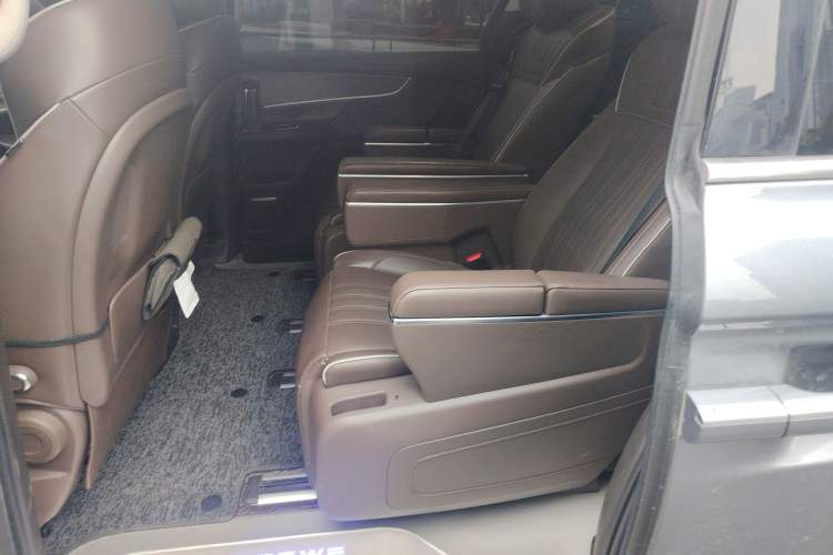 Used Roewe iMAX8 New Energy 2022 Silver Edition Left Rear Seat