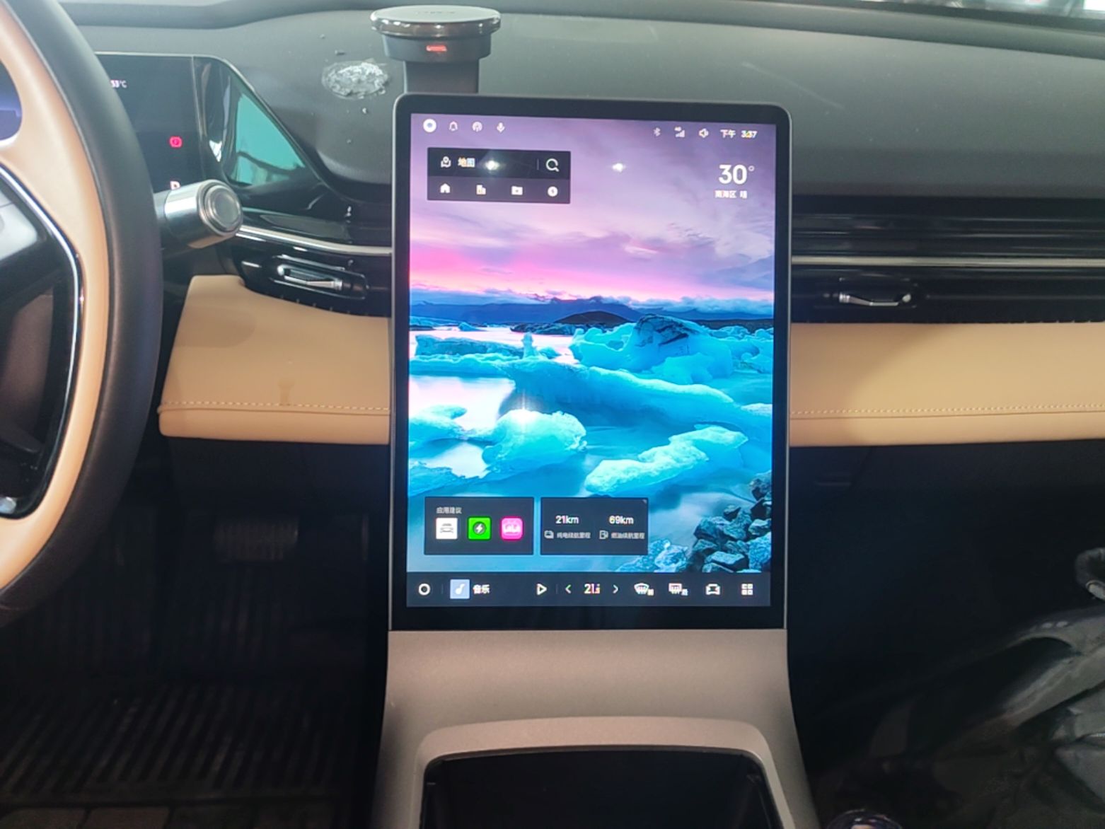 Geely Galaxy L6 2023 125km PLUS — снимка 20
