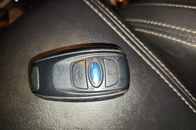 Used Subaru Forester 2016 2.5i Prestige Navigation Edition Vehicle Key