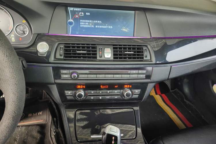 Used BMW 5 Series 2011 523Li Leading Model