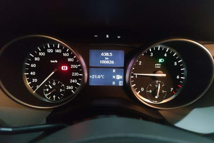 Used Mercedes-Benz R-Class 2011 R 350 L 4MATIC
